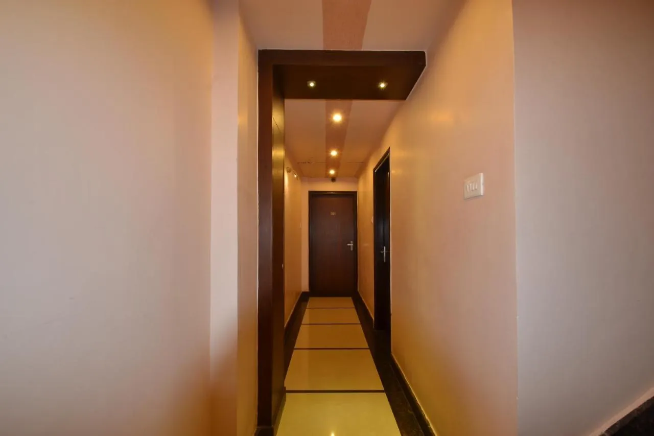 Hotel Central Residency Varanasi 2*,